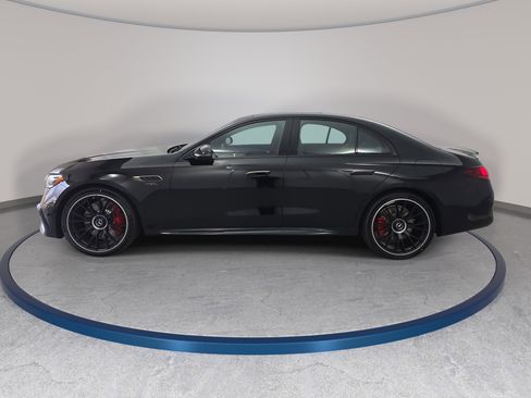 New 2026 Mercedes-Benz E 53 AMG e 4MATIC Sedan image 8