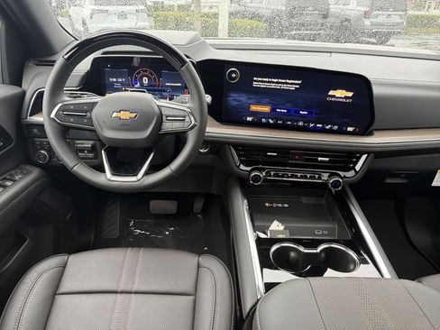 New 2026 Chevrolet Suburban High Country image 13