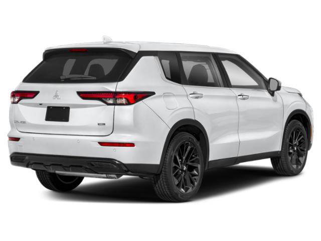 Used 2024 Mitsubishi Outlander SEL AWD/4WD image 2