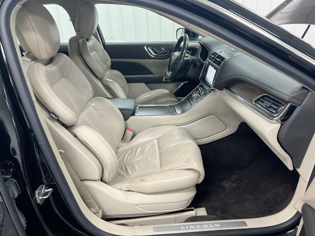 Used 2017 Lincoln Continental Select AWD/4WD image 22
