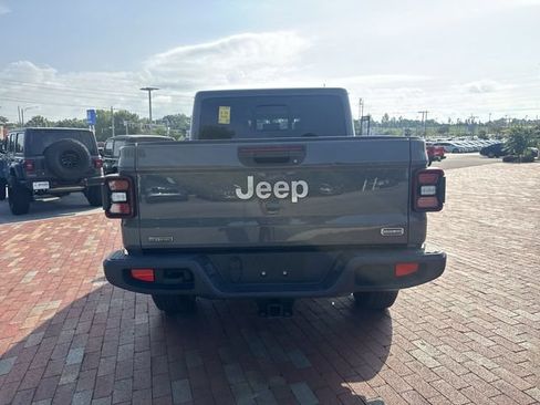 Used 2022 Jeep Gladiator Overland w/ Popular Equipment Package AWD/4WD image 13