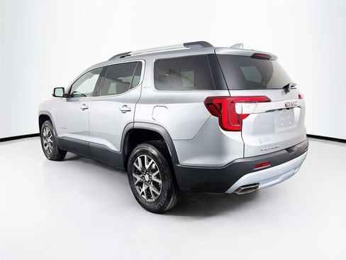 Used 2023 GMC Acadia SLE w/ Driver Convenience Package AWD/4WD image 5