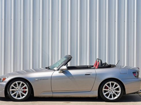 Used 2005 Honda S2000 image 35