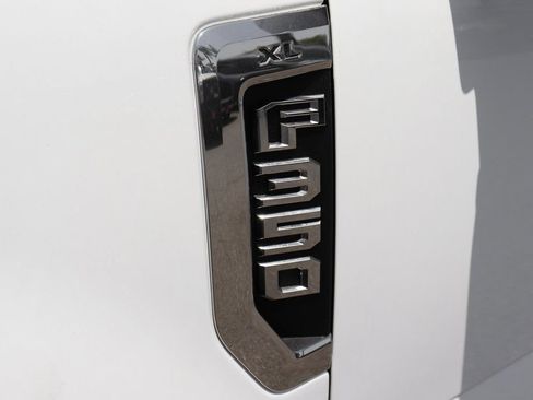 Used 2020 Ford F350 XL w/ Power Equipment Group RWD image 35