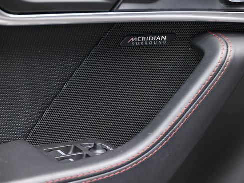 Used 2021 Jaguar F-TYPE R AWD/4WD image 12