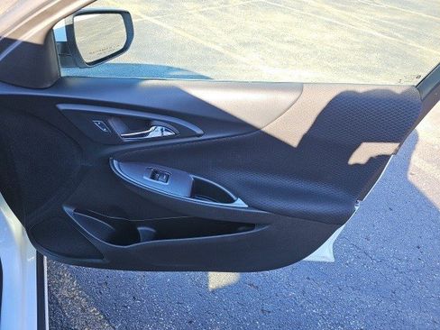 Used 2023 Chevrolet Malibu LT image 15