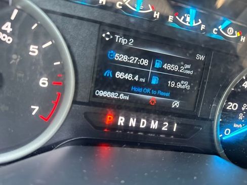 Used 2015 Ford F150 XLT w/ Equipment Group 302A Luxury image 16