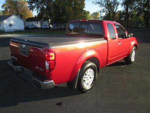 Used 2014 Nissan Frontier SV w/ SV Value Truck Package image 10