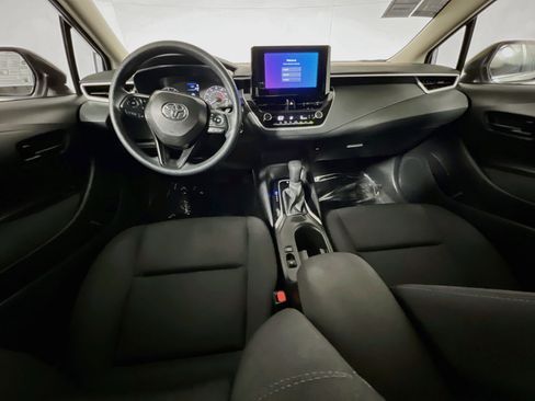 Used 2023 Toyota Corolla LE w/ LE Convenience Package FWD image 29