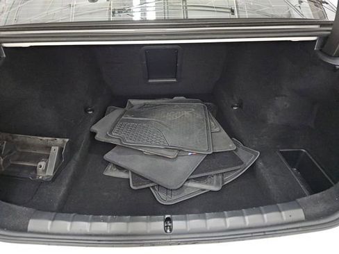 Used 2023 BMW 760i xDrive w/ Parking Assistance Package AWD/4WD image 9
