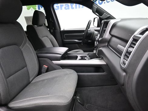 Used 2019 RAM 1500 Big Horn AWD/4WD image 9