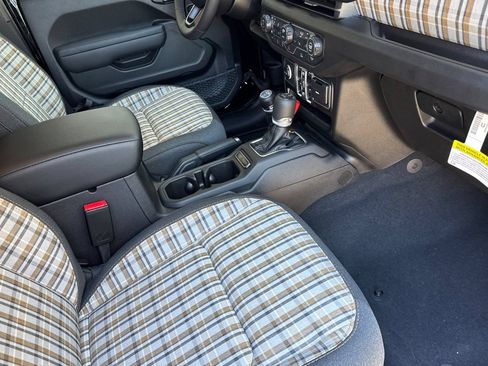 New 2026 Jeep Wrangler Unlimited Sport AWD/4WD image 15
