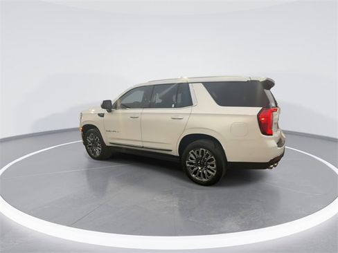 Used 2023 GMC Yukon Denali Ultimate image 6