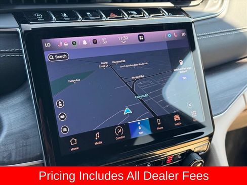 Used 2023 Jeep Grand Cherokee Limited w/ Trailer Tow Prep Group (B) AWD/4WD image 22