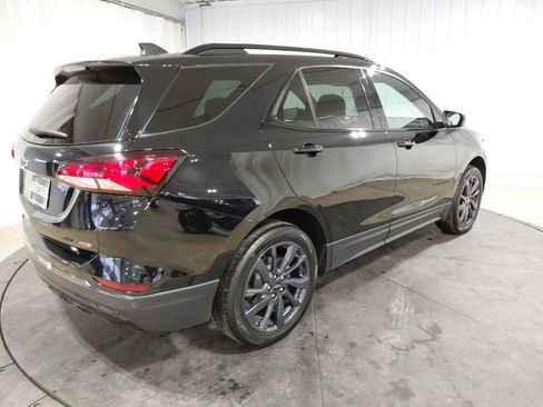Used 2023 Chevrolet Equinox RS w/ LPO, Floor Liner Package image 9