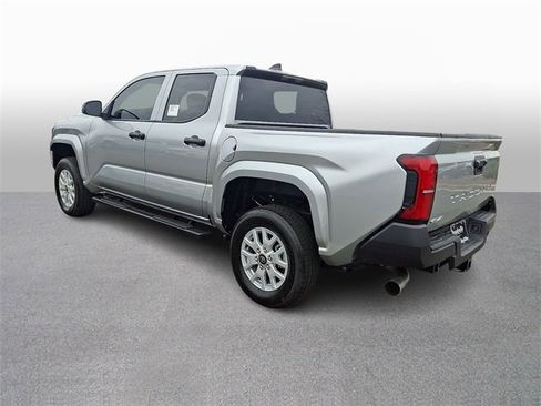 Certified 2025 Toyota Tacoma SR image 6