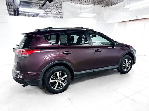 Used 2018 Toyota RAV4 XLE w/ Plus Extra Value Package AWD/4WD image 7