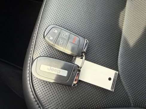 Used 2023 Jeep Compass Limited w/ Elite Group image 33