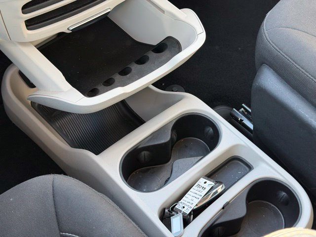 Used 2023 Chrysler Voyager LX FWD image 27