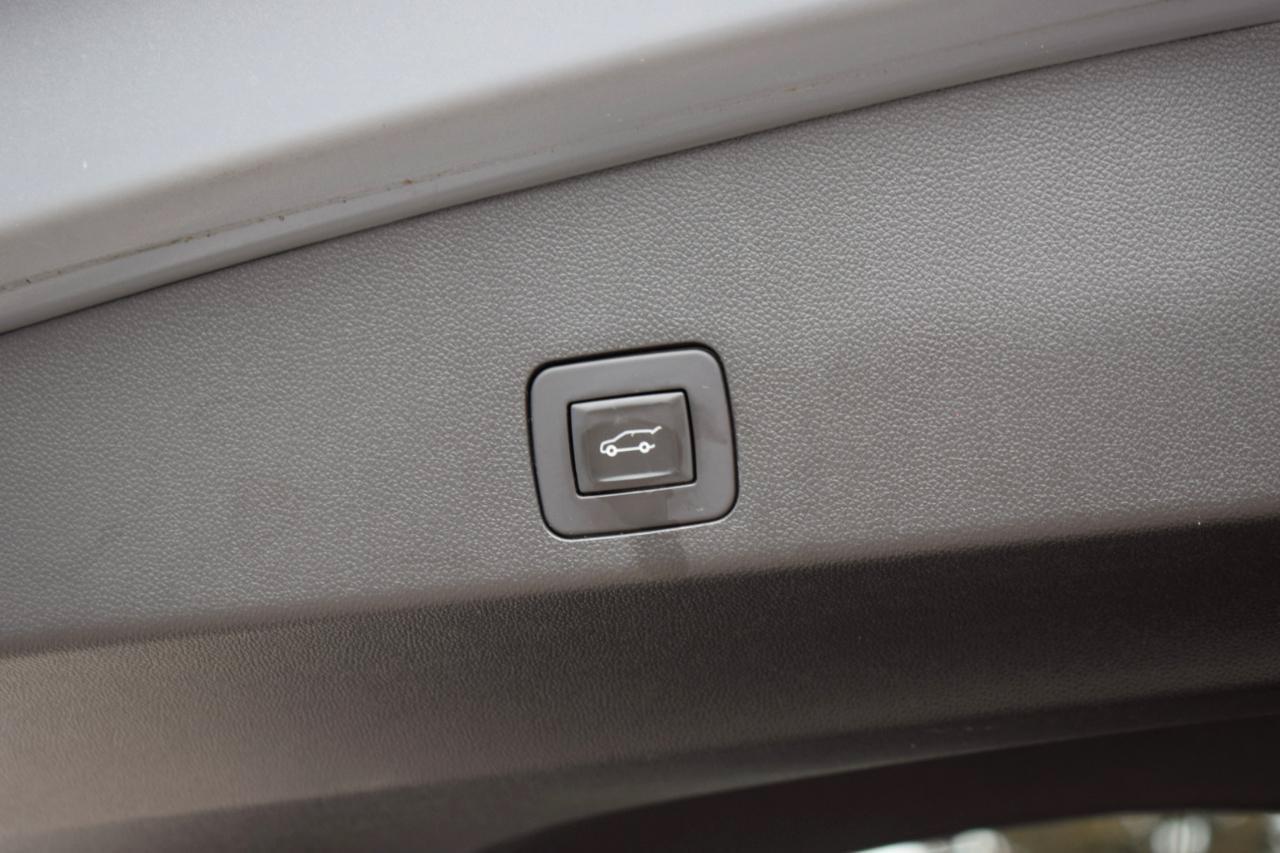 Used 2021 Buick Encore GX Select FWD image 38