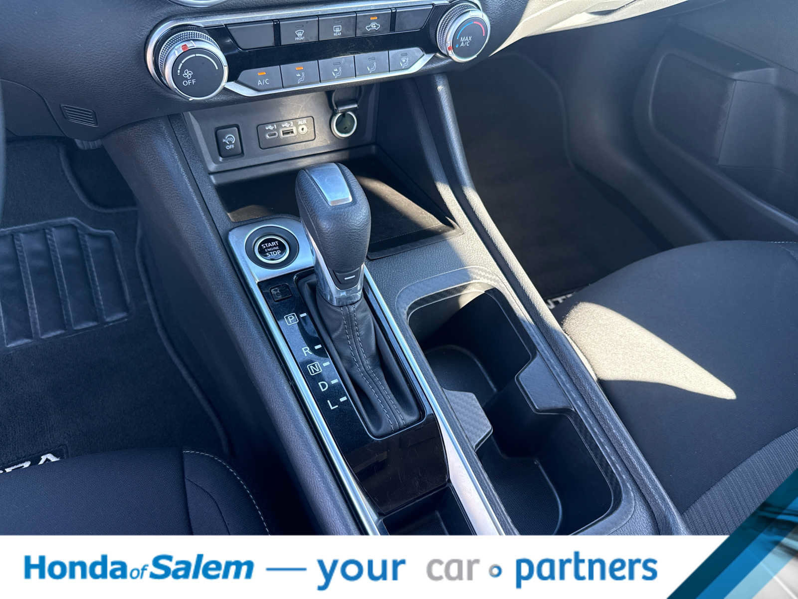 Used 2025 Nissan Sentra SV FWD image 18