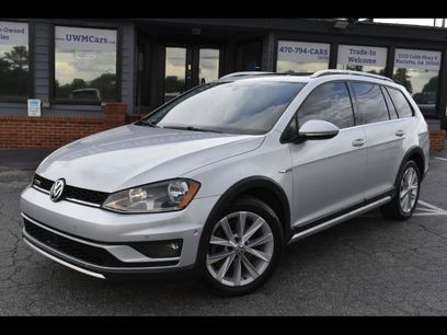 Used 2017 Volkswagen Golf Alltrack SE
