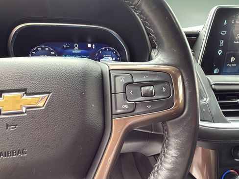 Used 2023 Chevrolet Suburban High Country w/ Premium Package 2 AWD/4WD image 34