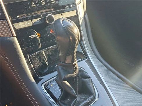 Used 2017 INFINITI Q50 Signature Edition w/ All Weather Package (L93) AWD/4WD image 10