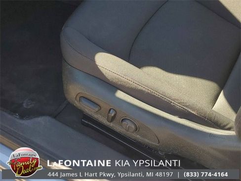 Used 2023 Chevrolet Malibu LT image 14