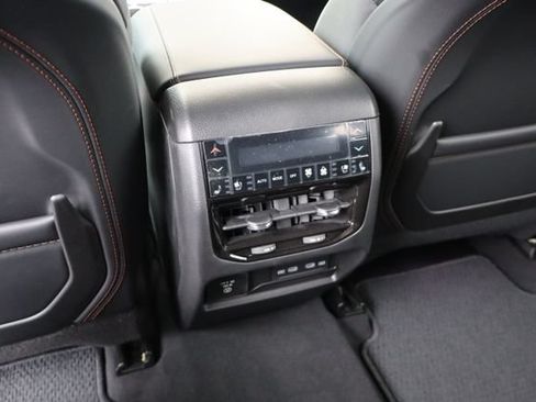 Used 2026 Jeep Grand Cherokee Summit w/ Obsidian Package AWD/4WD image 45