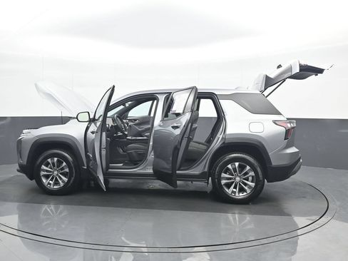 Used 2026 Chevrolet Equinox LT AWD/4WD image 37