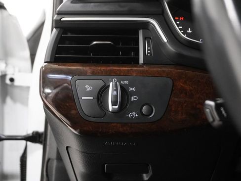 Used 2019 Audi A4 2.0T Premium Plus w/ Premium Plus Package image 21