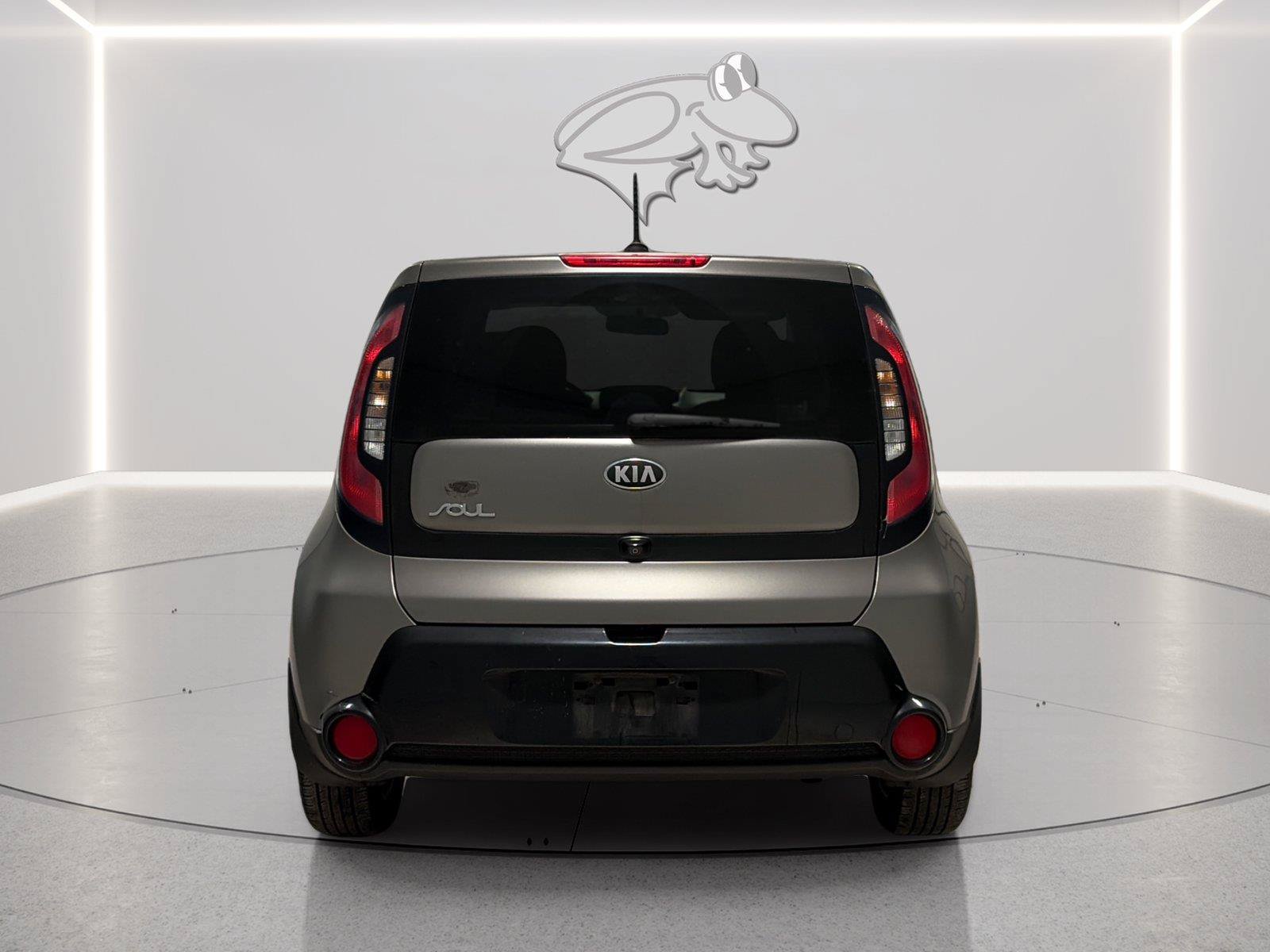 Used 2016 Kia Soul + w/ Audio Package FWD image 4