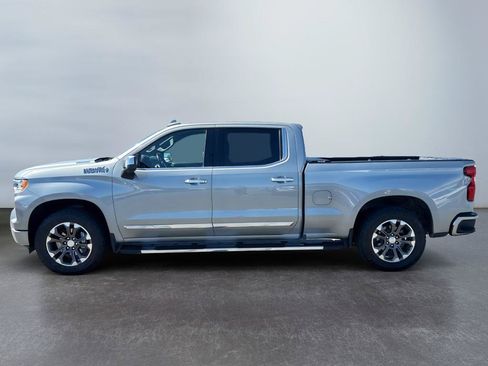 Used 2024 Chevrolet Silverado 1500 High Country w/ Technology Package AWD/4WD image 2