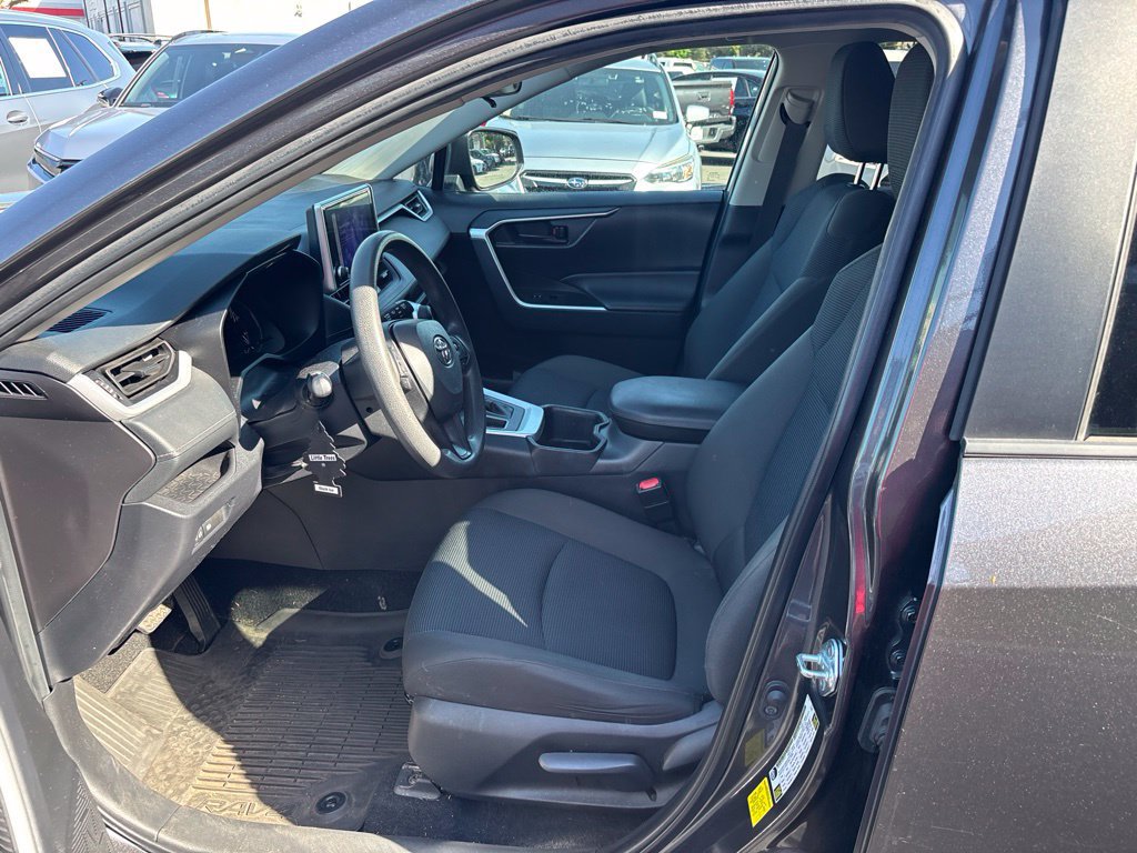 Used 2024 Toyota RAV4 LE FWD image 13