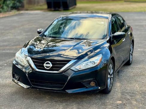 Used 2017 Nissan Altima 2.5 SV image 17