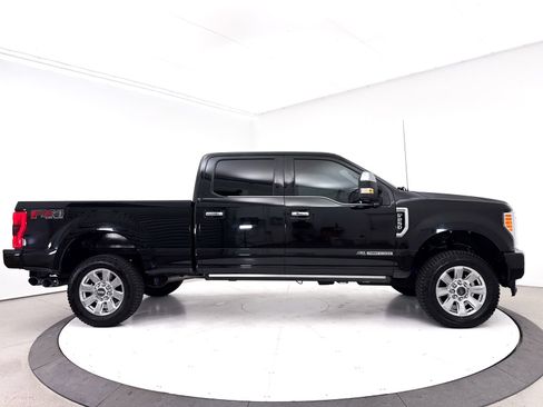 Used 2018 Ford F250 Platinum w/ Platinum Ultimate Package AWD/4WD image 39
