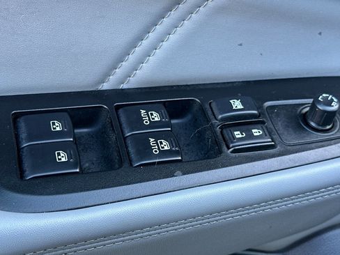 Used 2019 Subaru Outback 2.5i Limited image 13