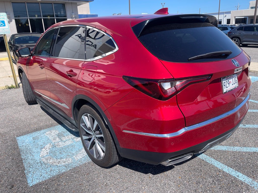 Used 2025 Acura MDX w/ Technology Package AWD/4WD image 5