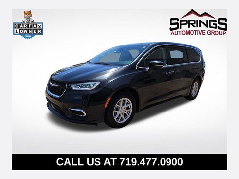 Used 2023 Chrysler Pacifica Touring-L FWD image 1