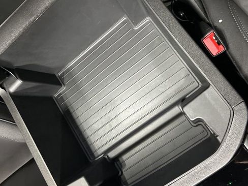 Used 2026 Chevrolet Tahoe Z71 w/ Z71 Off-Road Package image 28