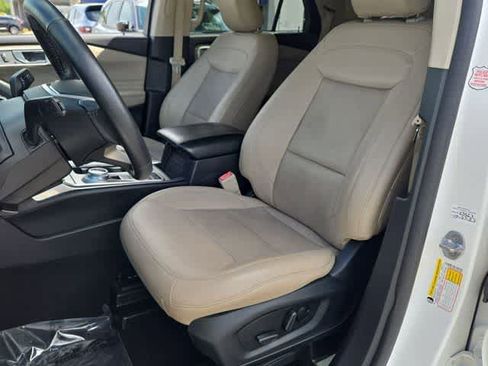 Used 2021 Ford Explorer Limited RWD image 18