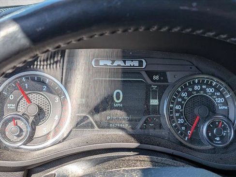 Used 2023 RAM 2500 Laramie AWD/4WD image 10