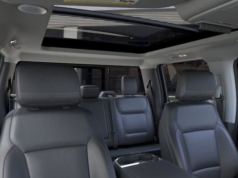 New 2025 Ford F250 Lariat w/ Lariat Ultimate Package image 22