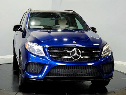 Used 2018 Mercedes-Benz GLE 43 AMG 4MATIC w/ Premium 3 Package image 2