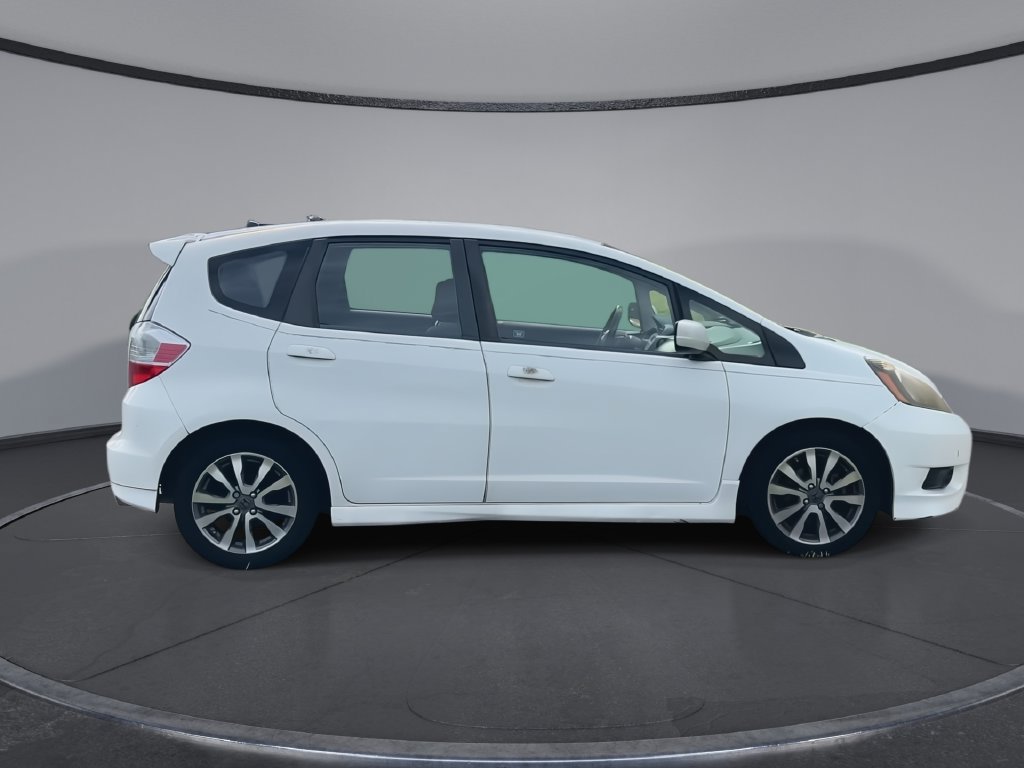 Used 2012 Honda Fit Sport image 9
