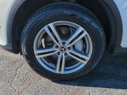 Used 2022 Mercedes-Benz GLC 300 GLC 300 image 10