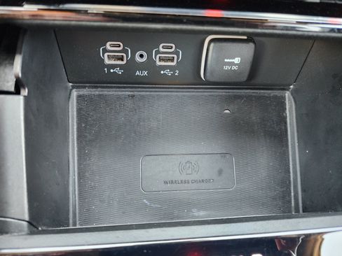 Used 2024 Jeep Grand Cherokee L Altitude AWD/4WD image 25