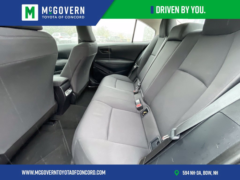 Used 2025 Toyota Corolla LE FWD image 25
