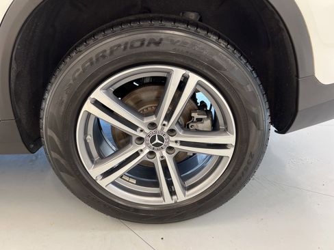 Used 2021 Mercedes-Benz GLC 300 4MATIC image 65